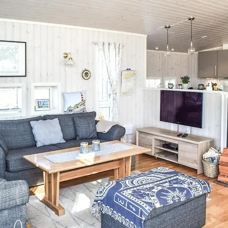 Semesterbostad In Manstad With Kitchen *