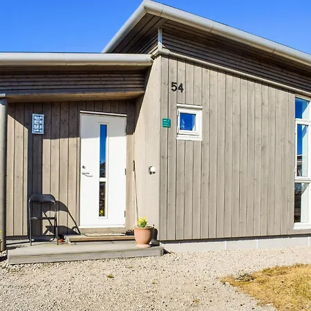 Semesterbostad In Manstad With Kitchen